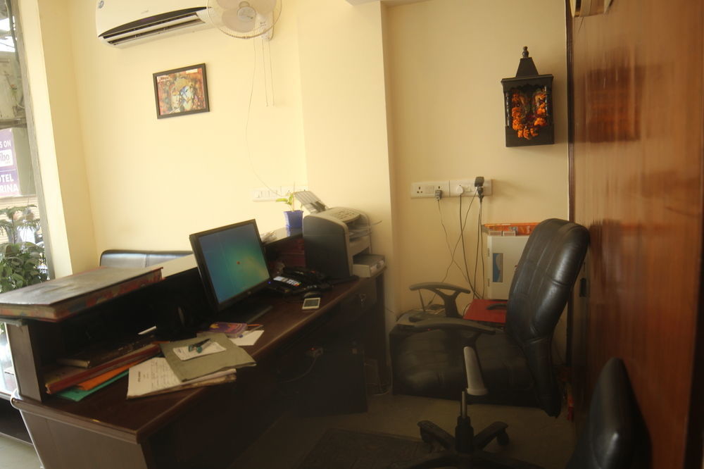 Hotel Clayton Near Igi Airport Delhi New Delhi Exterior photo