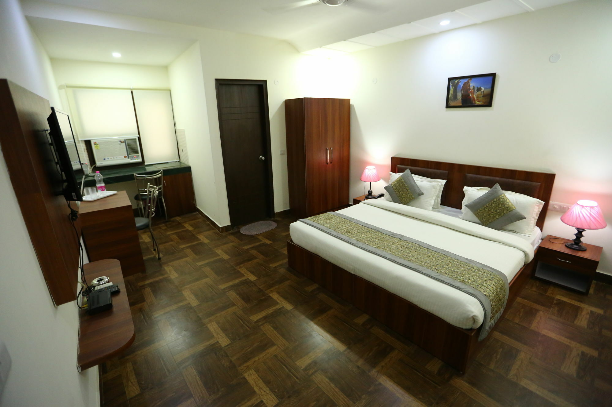 Hotel Clayton Near Igi Airport Delhi New Delhi Exterior photo
